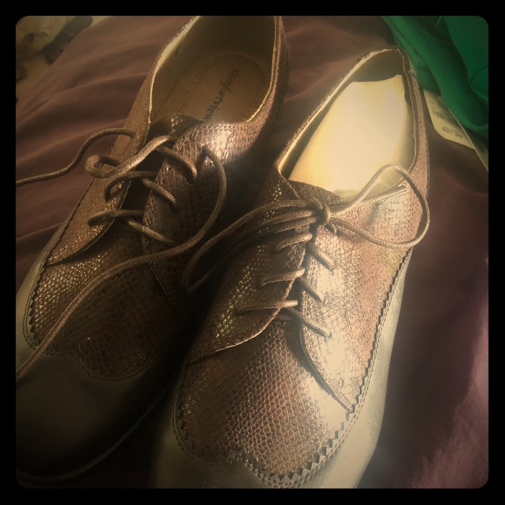 Never worn! Brand new professional shoes